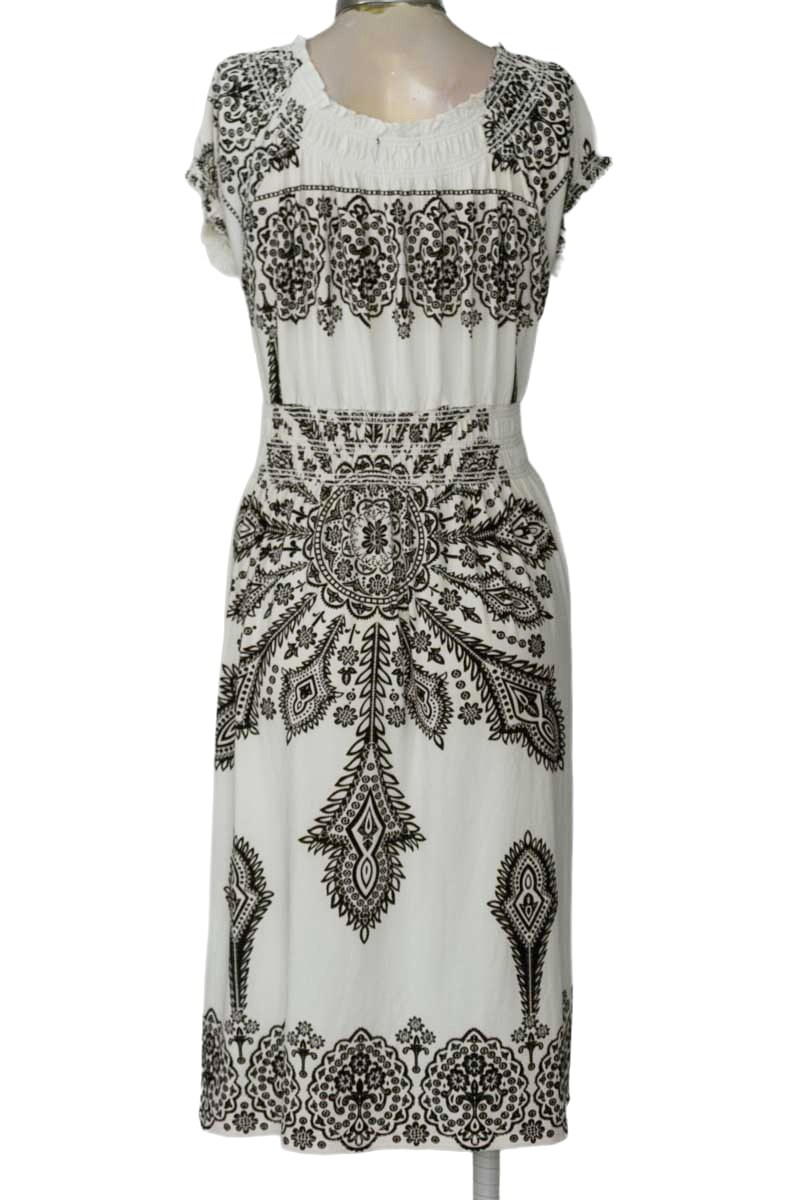 Vestido / Enterizo color Blanco - Closeando