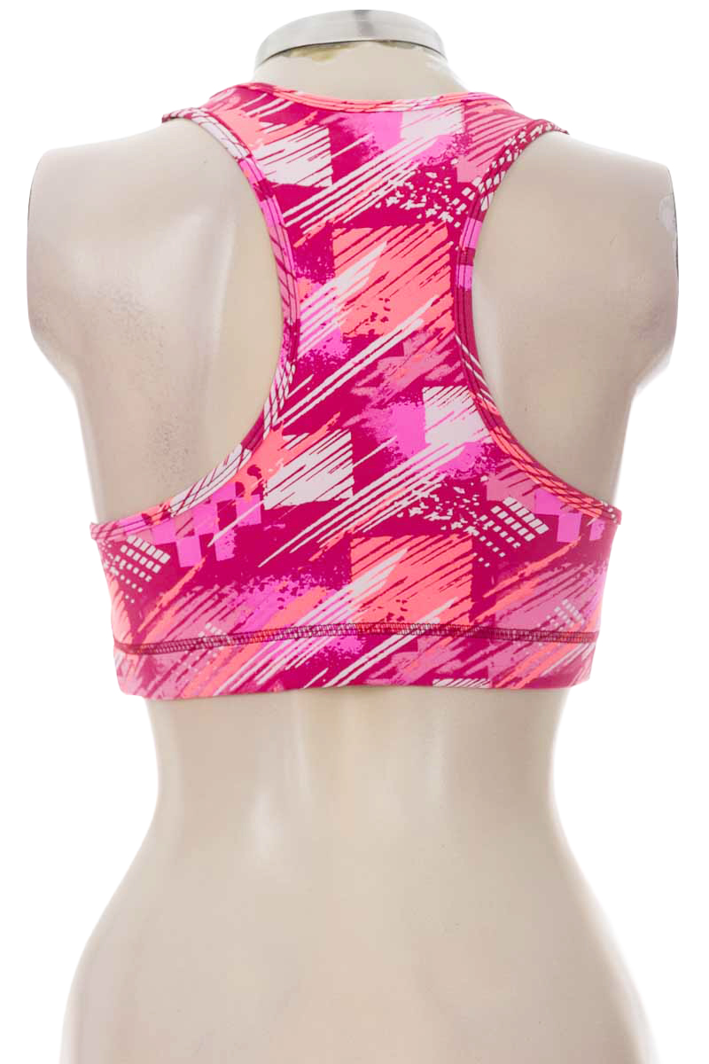 Top / Camiseta color Fucsia - Closeando