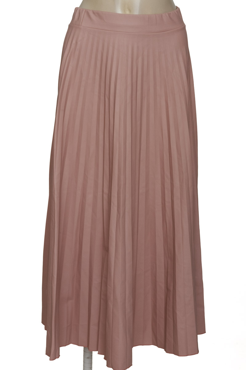 Falda color Rosado - Closeando