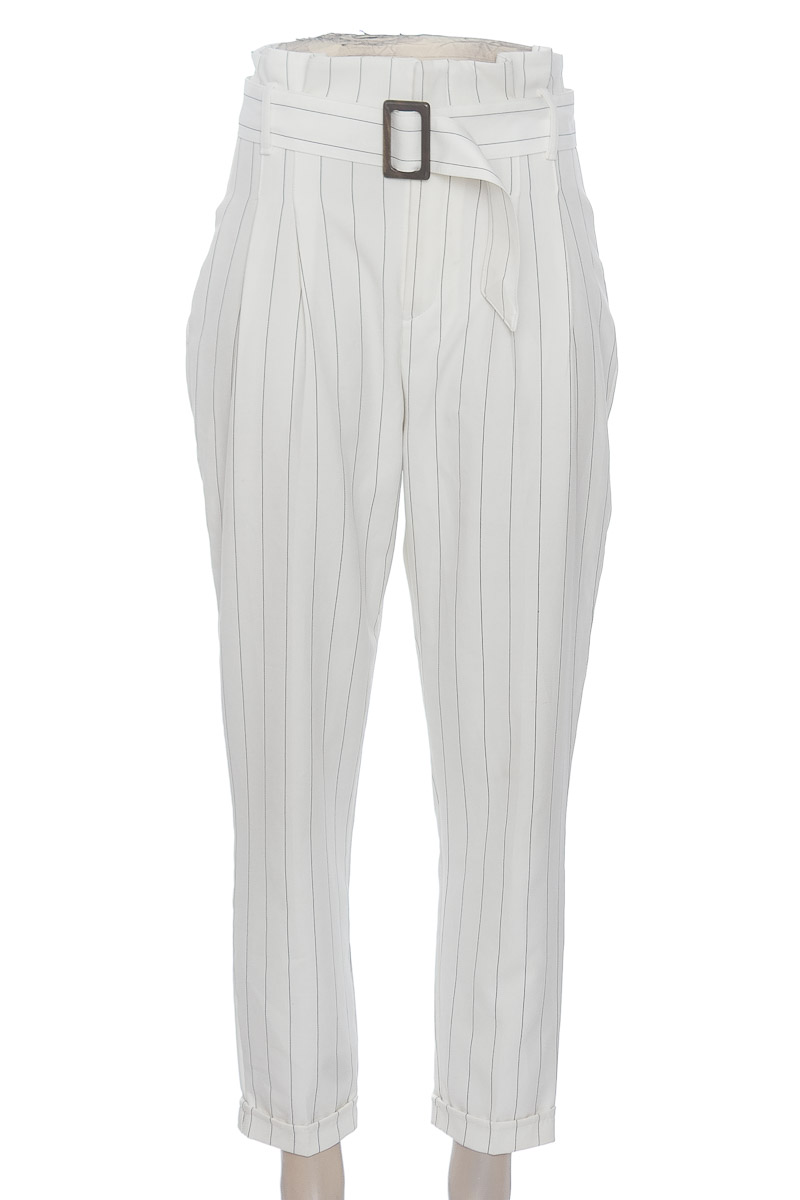 Pantalones color Beige - Bershka