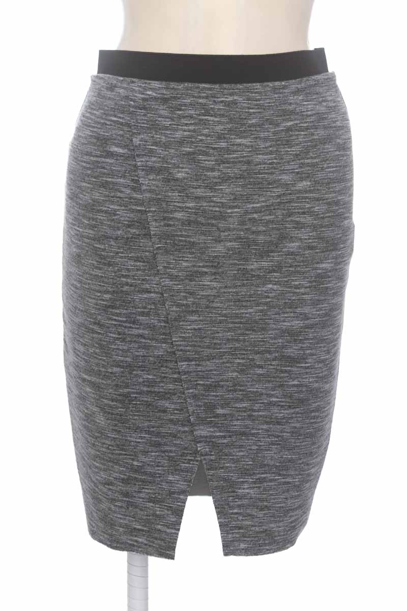 Falda color Gris - Stradivarius