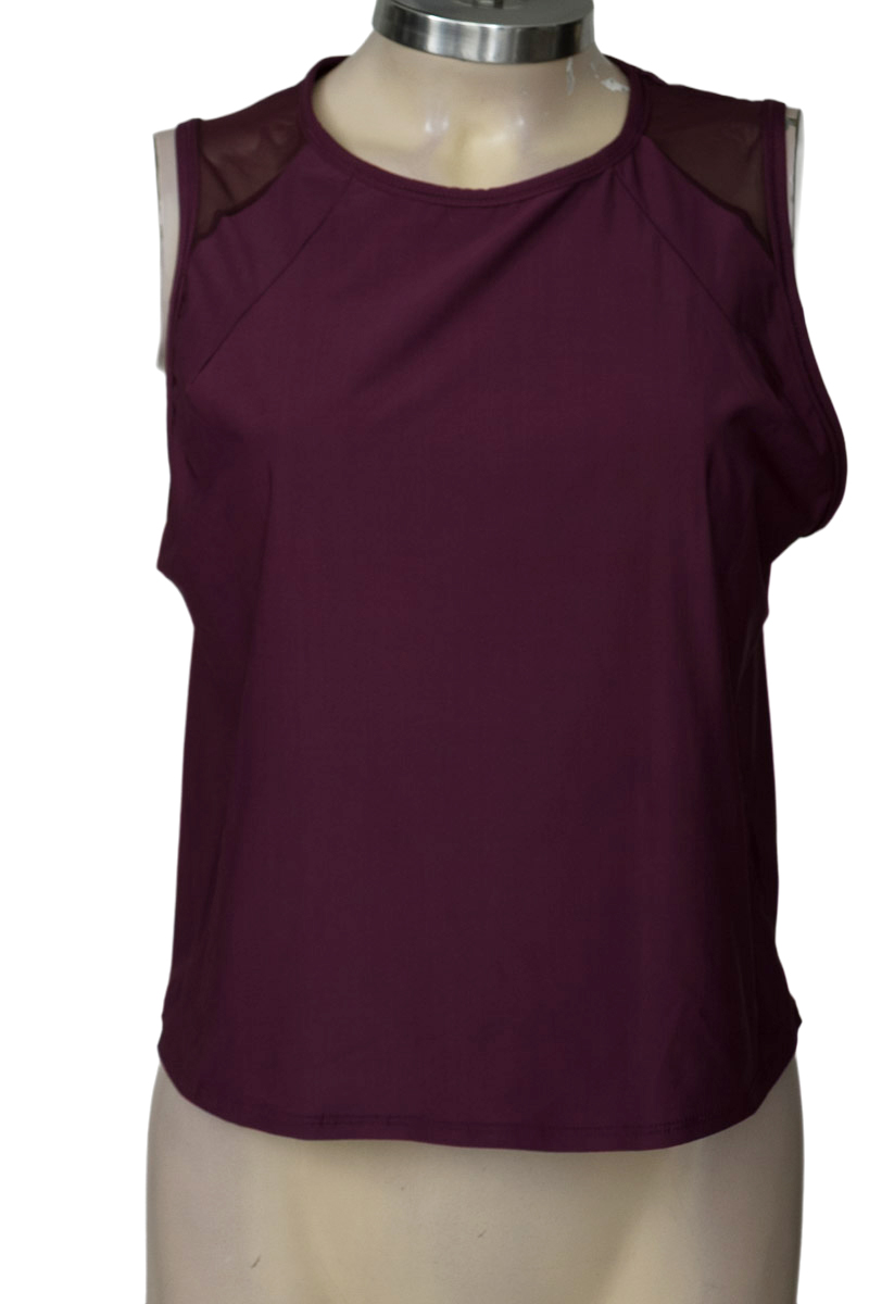Ropa Deportiva / Salida de Baño color Morado - Closeando