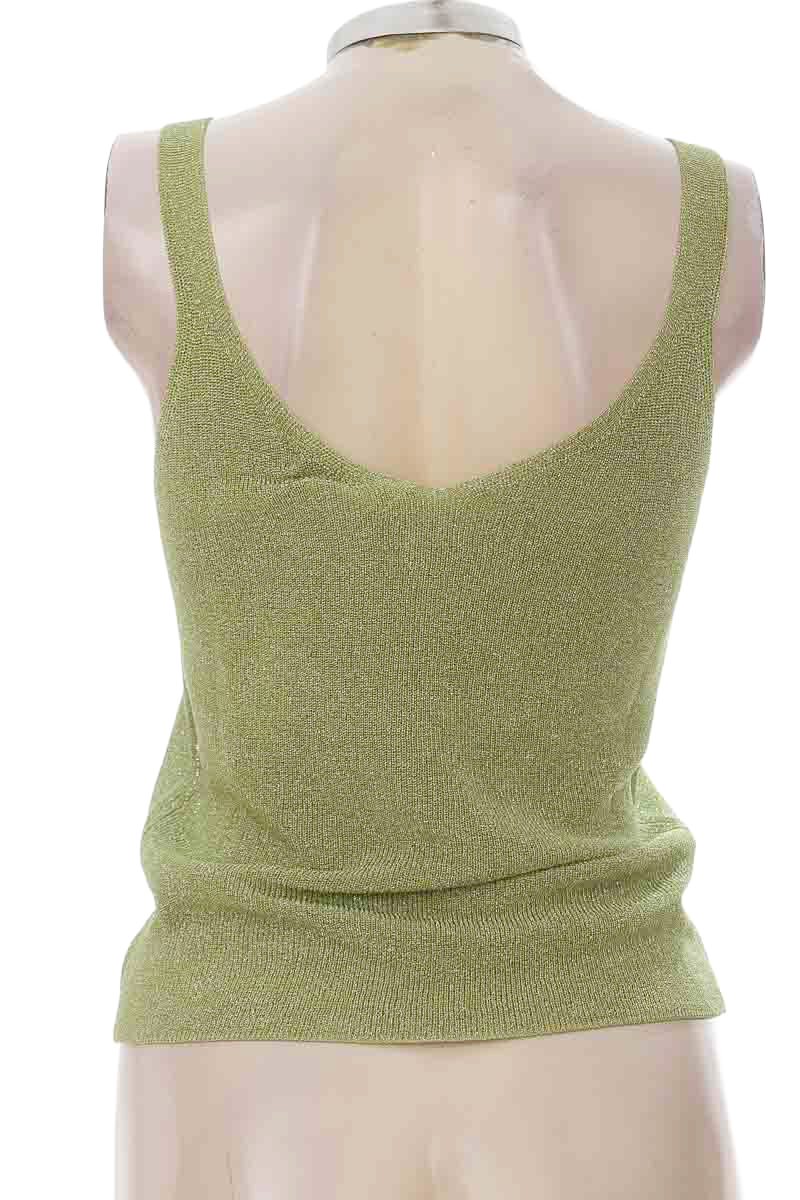 Top / Camiseta color Verde - MNG