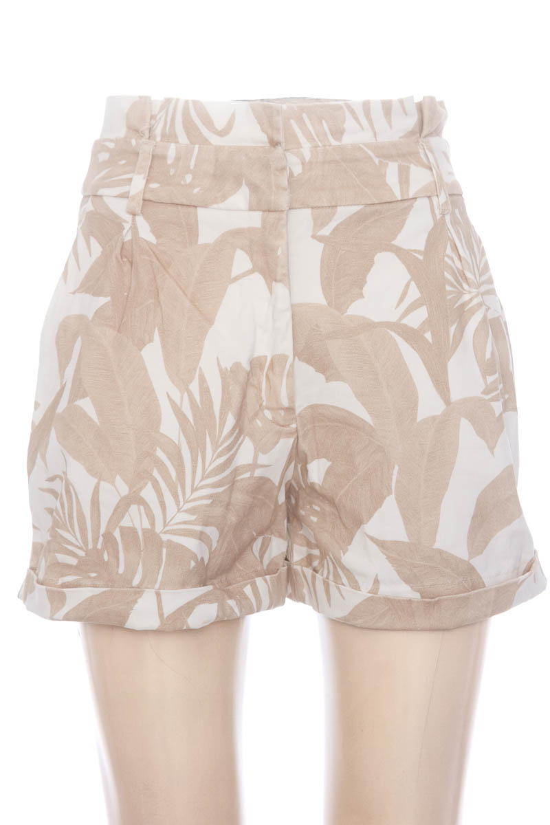 Short color Beige - Studio F