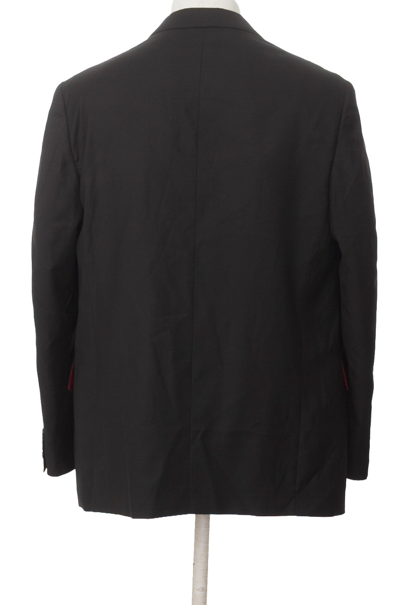 Chaqueta color Negro - Closeando