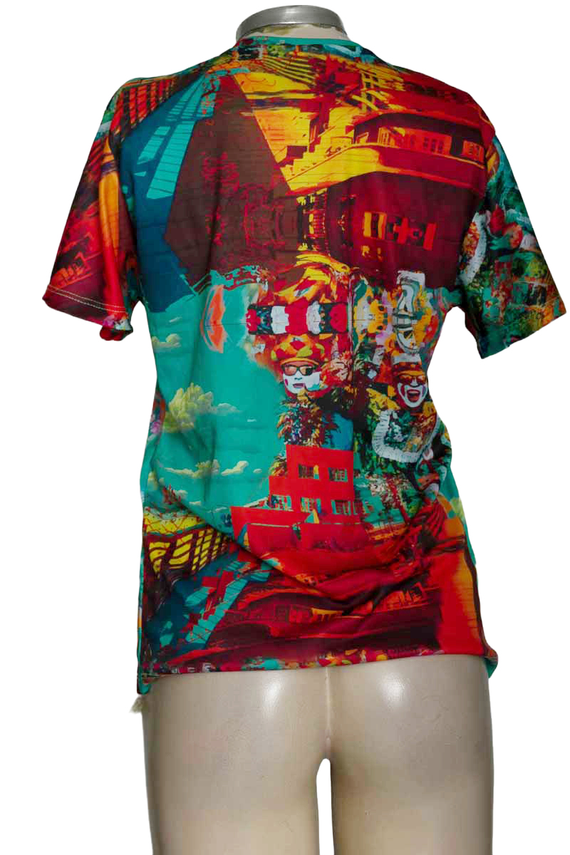 Top / Camiseta color Estampado - Closeando