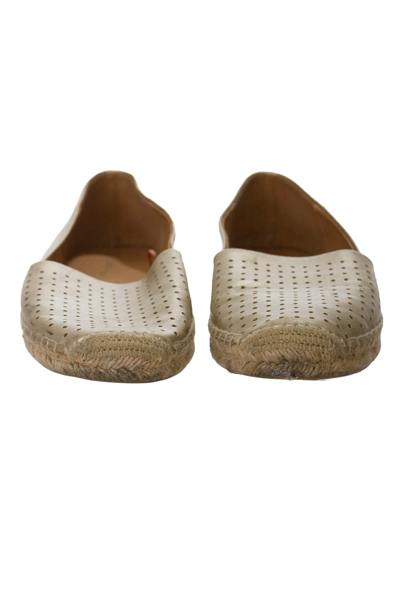 Zapatos color Dorado - NAF NAF