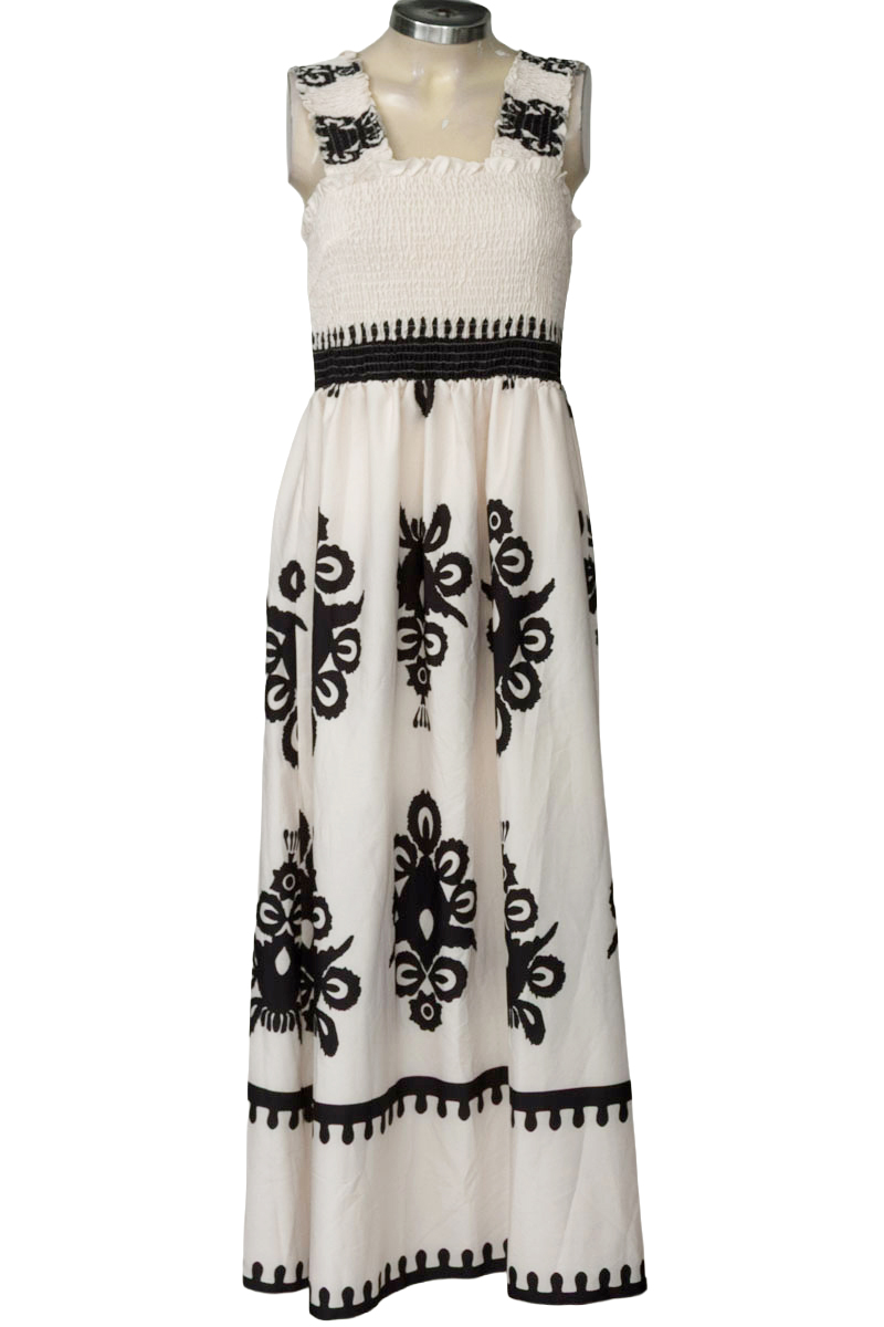 Vestido / Enterizo color Beige - Closeando