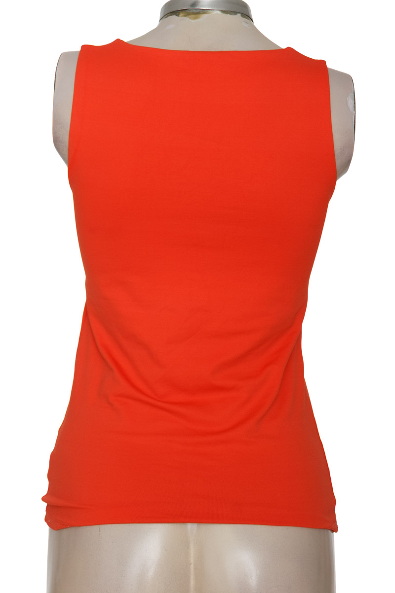 Top / Camiseta color Naranja - Zara
