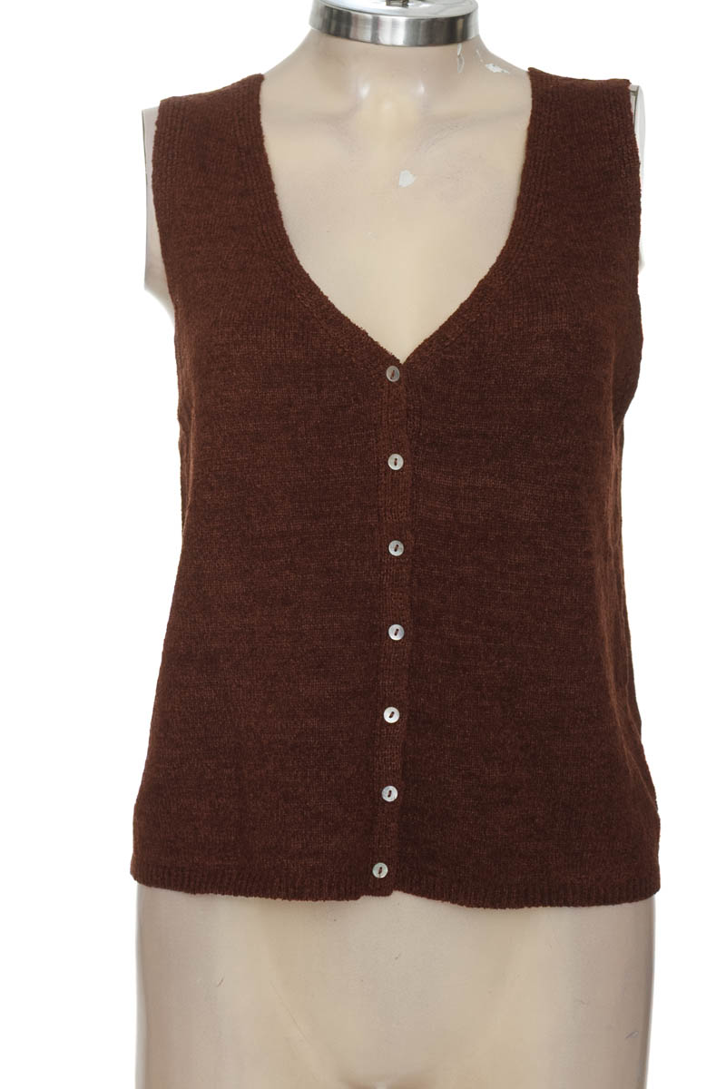 Top / Camiseta color Café - Basement