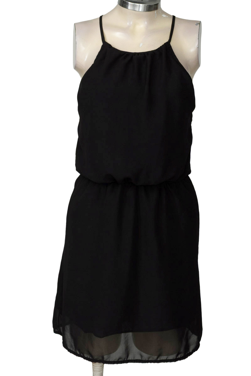 Vestido / Enterizo color Negro - Closeando