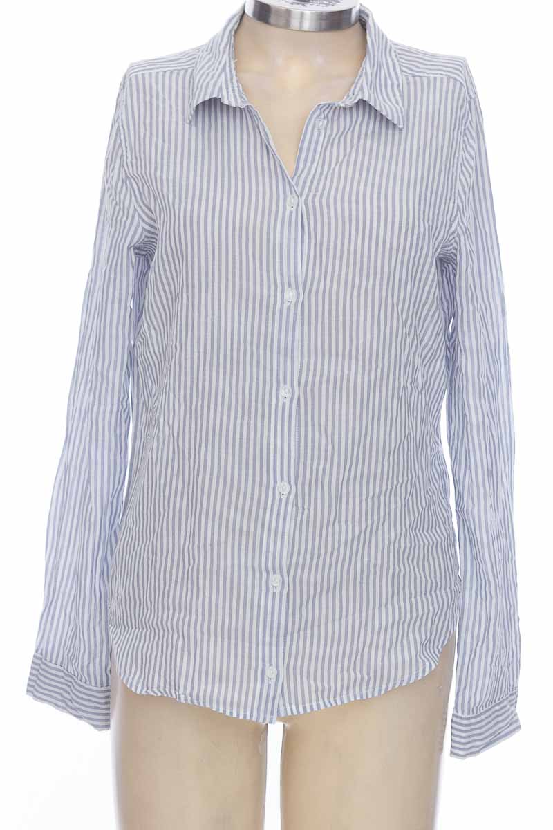 Blusa color Azul - Divided talla 8 de Segunda Mano | Closeando