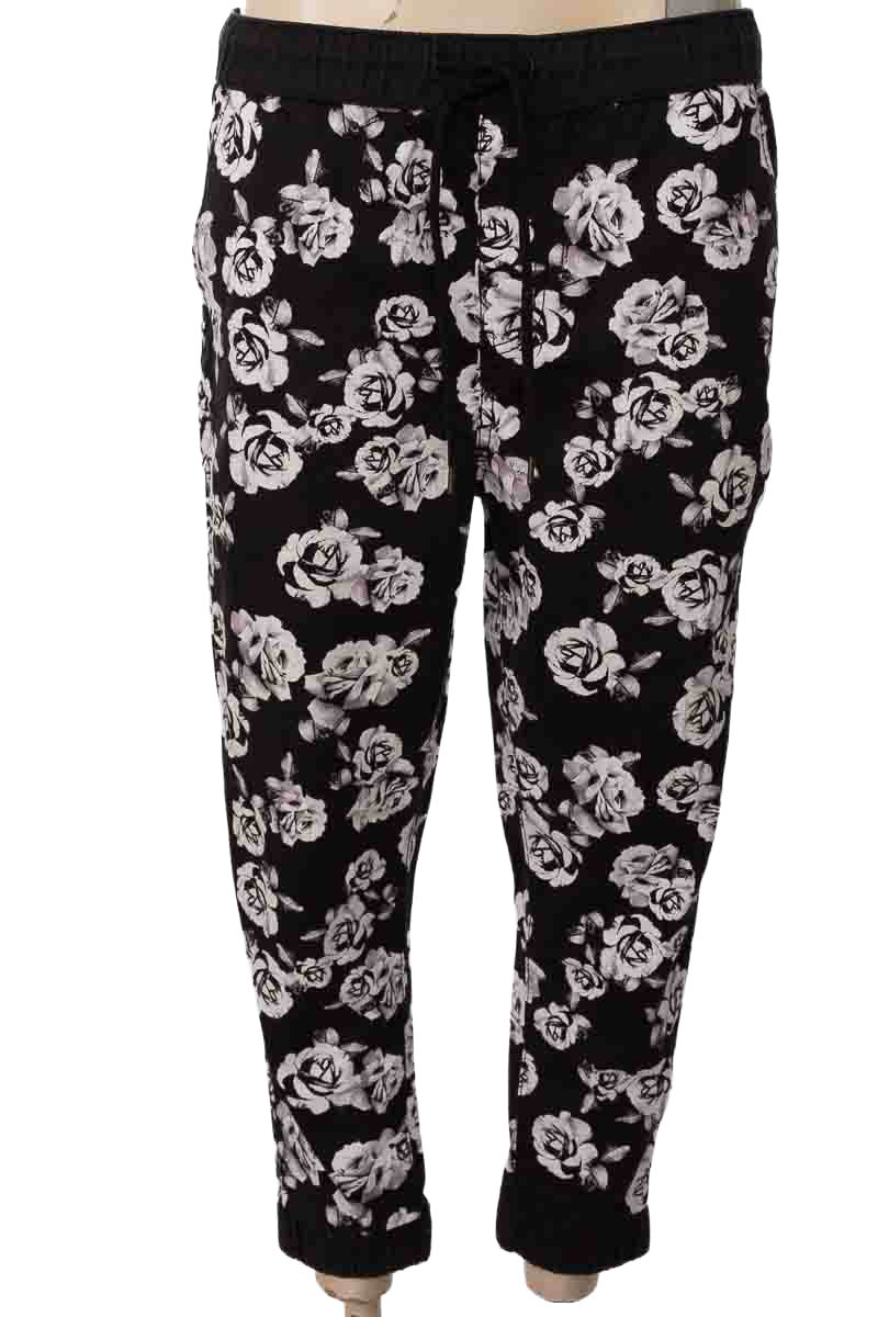 Pantalón color Negro - Forever 21