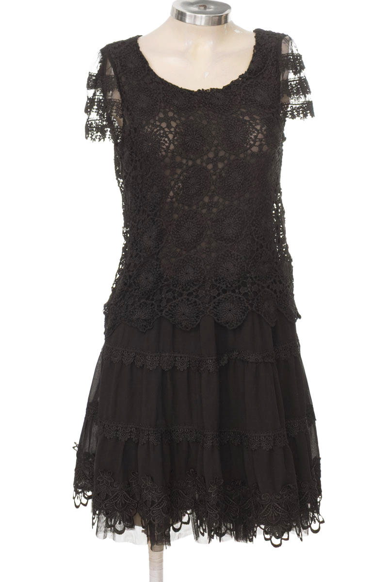 Vestido / Enterizo color Negro - Closeando