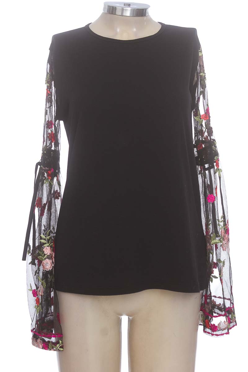 Blusa color Negro - Lebon