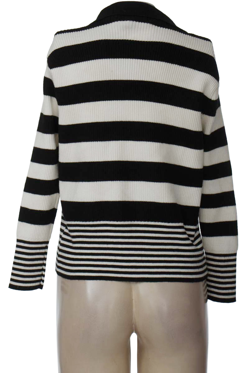 Sweater color Negro - Ella si
