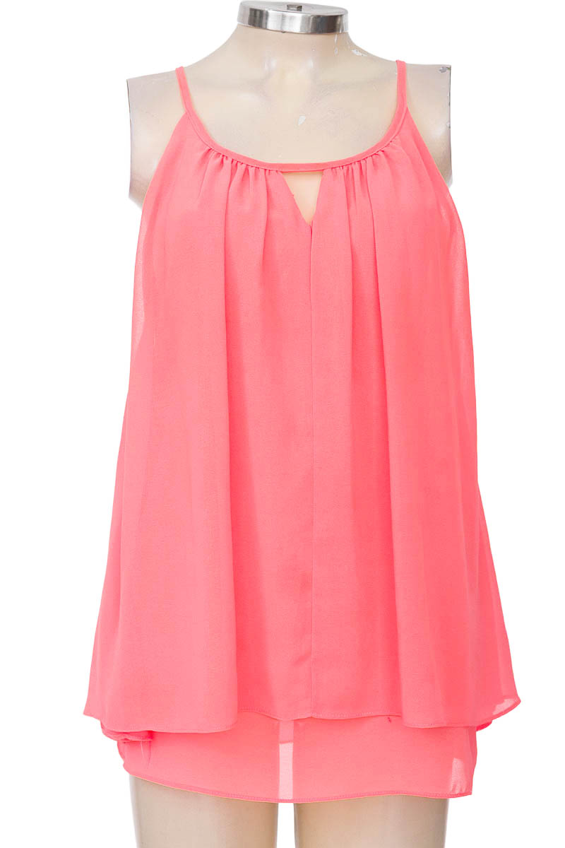 Top / Camiseta color Fucsia - Jas Mine