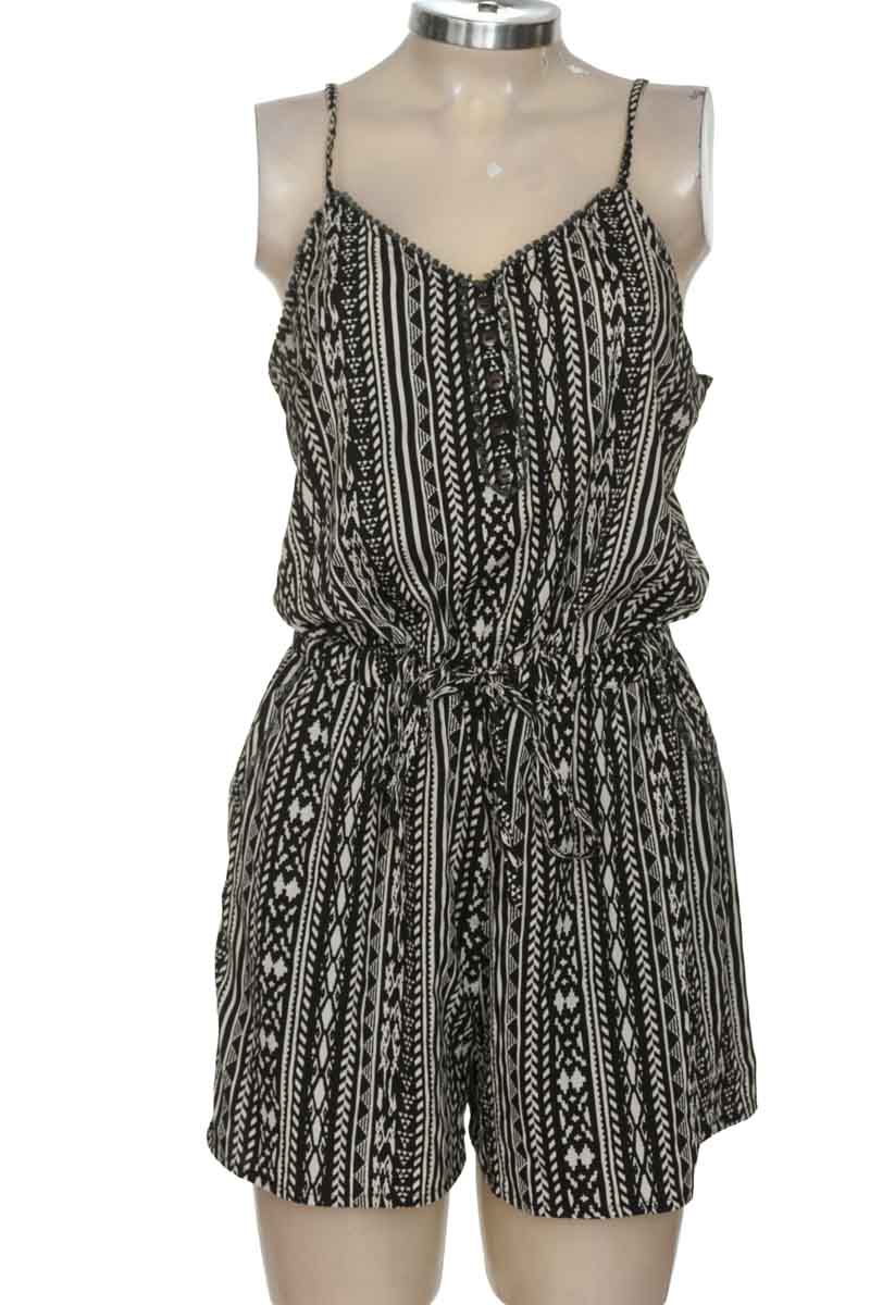 Vestido / Enterizo color Negro - Fashion Web