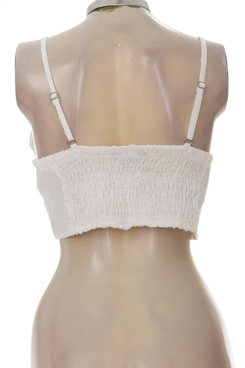 Top / Camiseta color Blanco - Victory