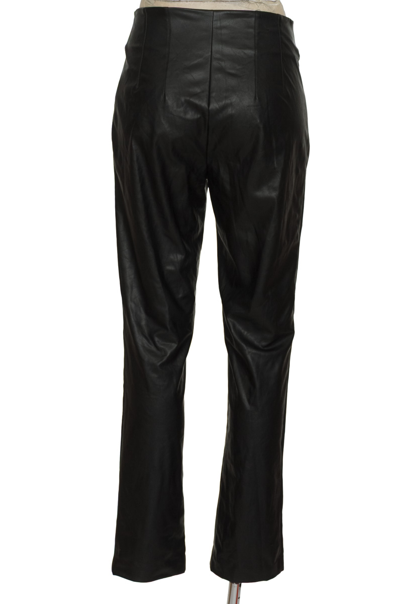 Pantalones color Negro - NAF NAF
