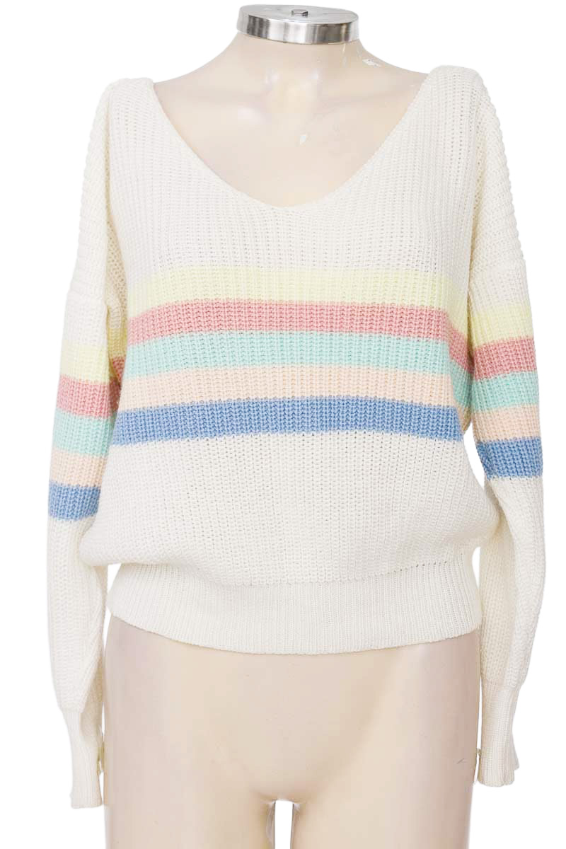 Sweater color Blanco - Closeando