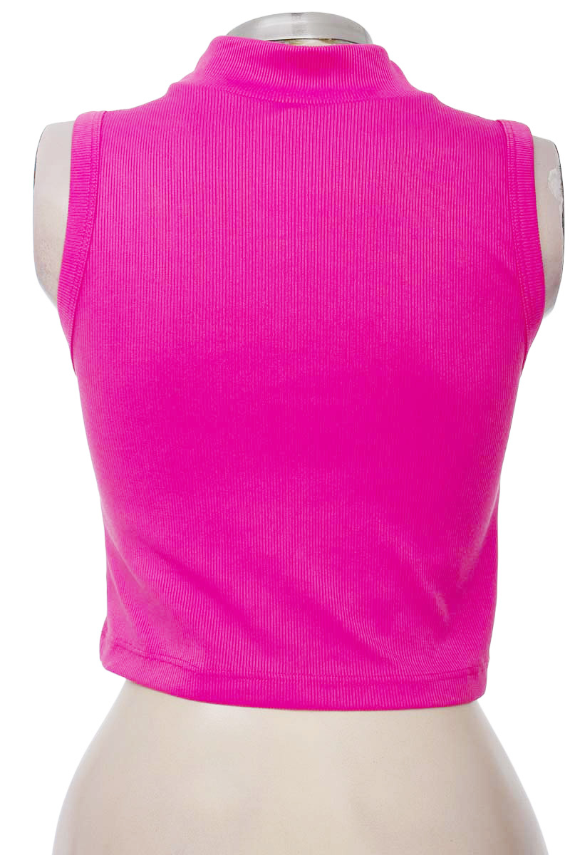 Top / Camiseta color Fucsia - Closeando