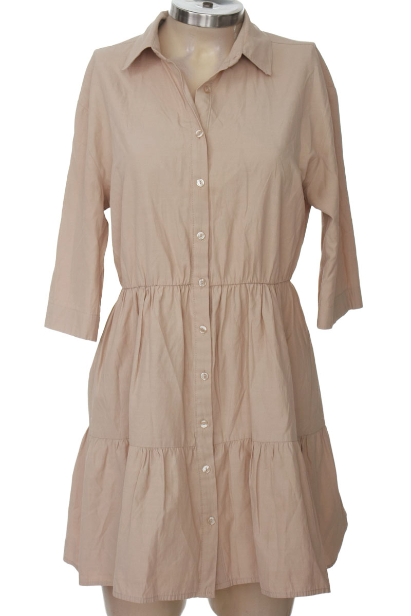 Vestido / Enterizo color Beige - Stradivarius