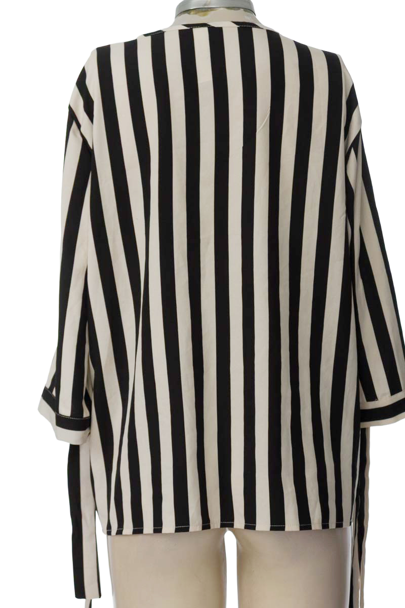 Blusa color Beige - Closeando