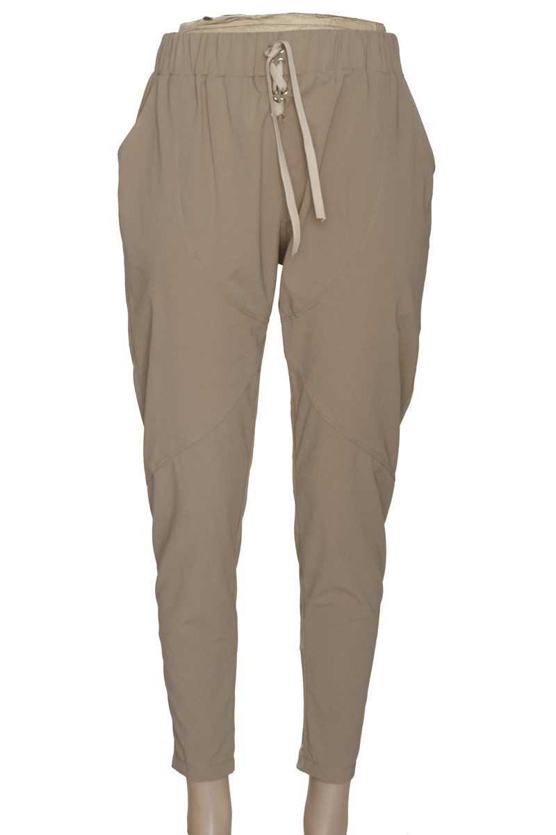 Ropa Deportiva / Salida de Baño color Beige - Closeando