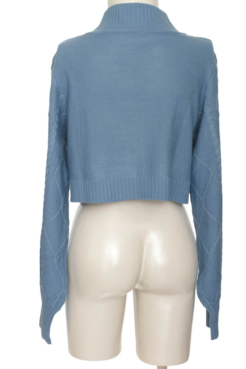 Sweater color Azul - Closeando