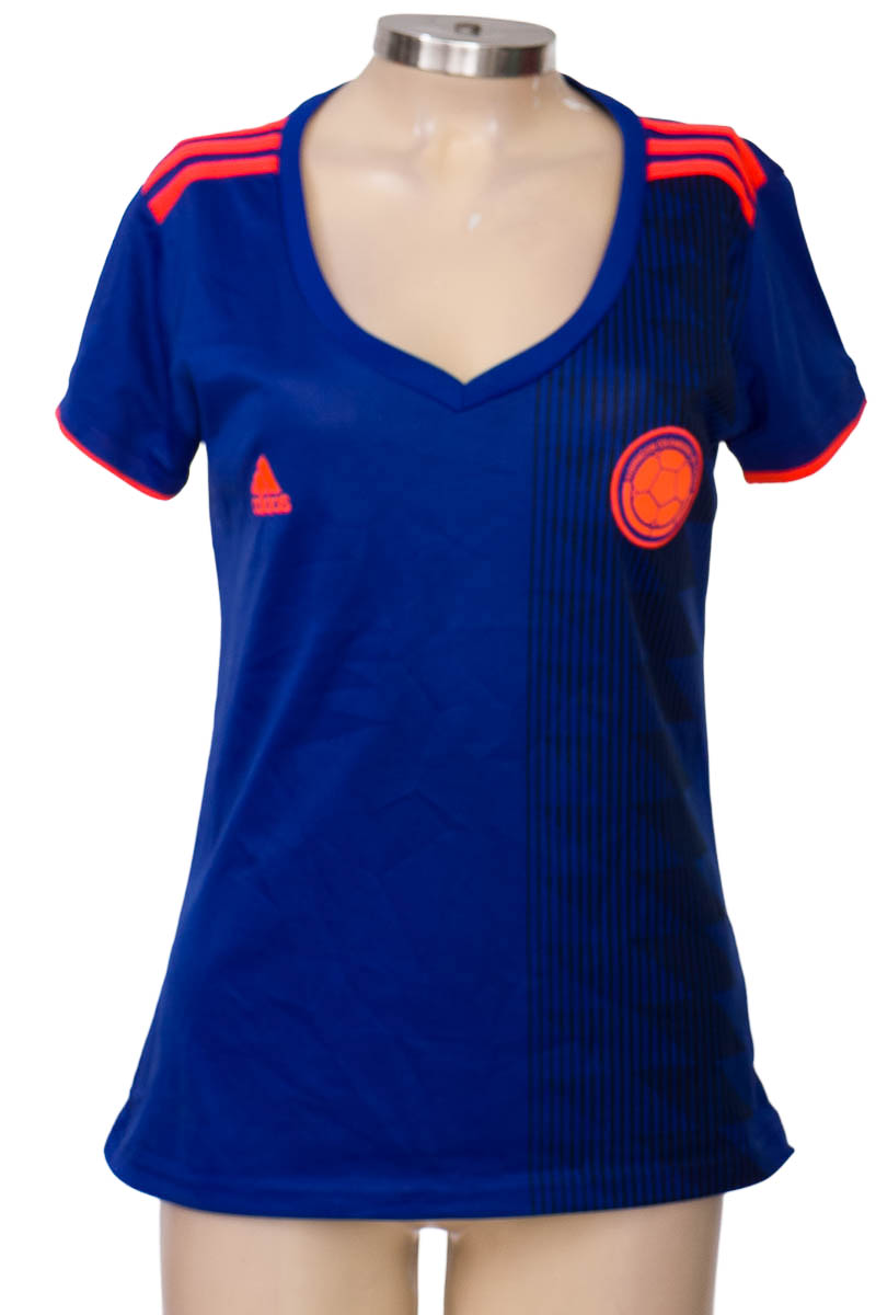 Ropa Deportiva / Salida de Baño color Azul - Closeando