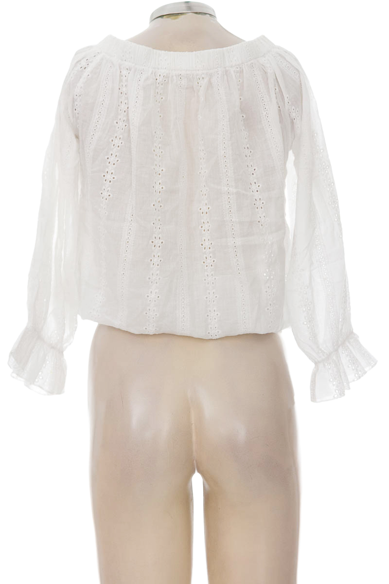 Blusa color Blanco - Closeando