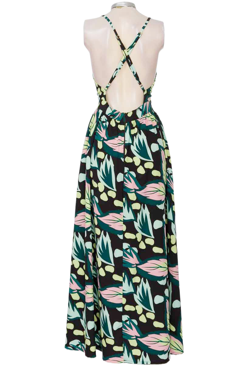 Vestido / Enterizo color Verde - Closeando