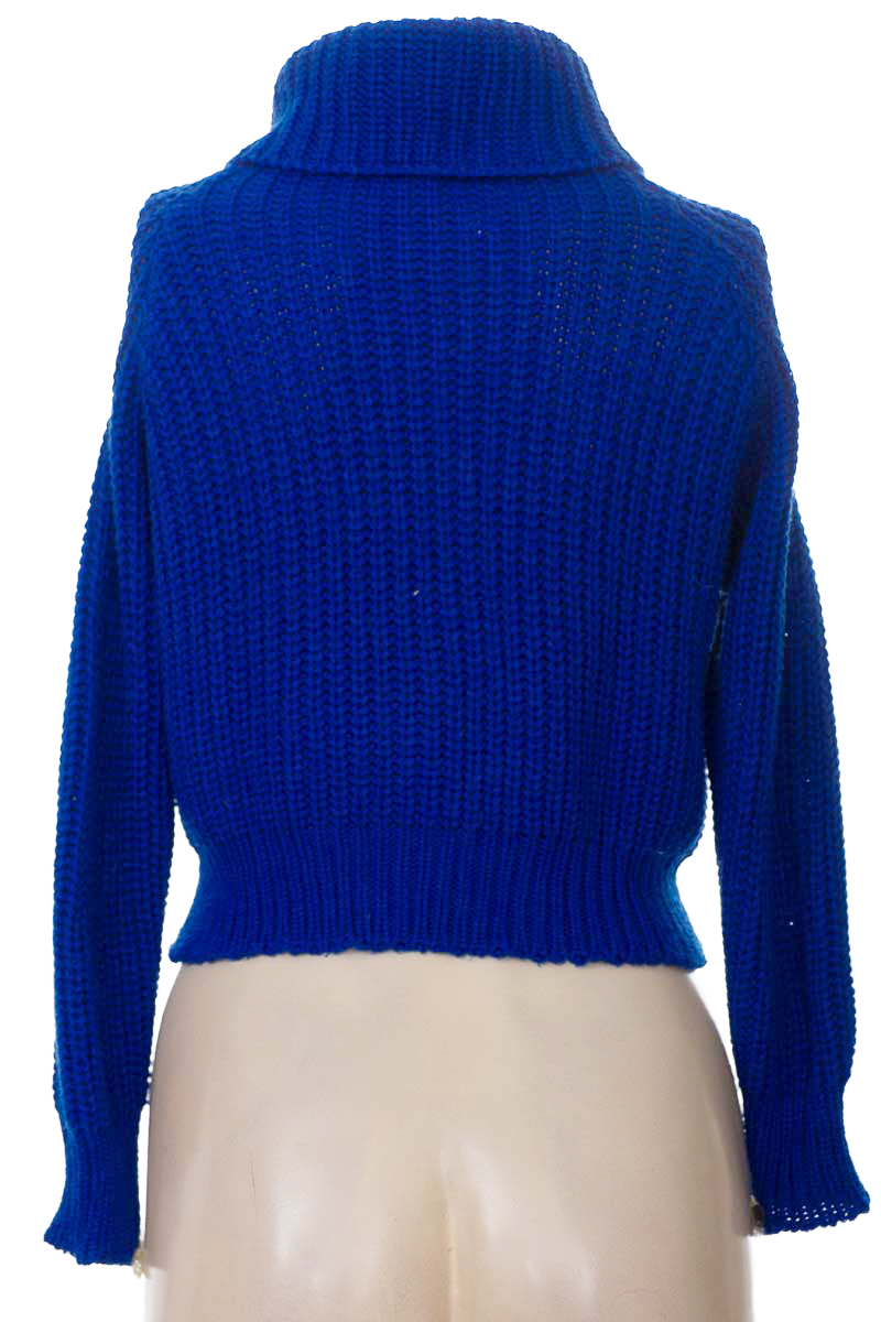 Sweater color Azul - Closeando
