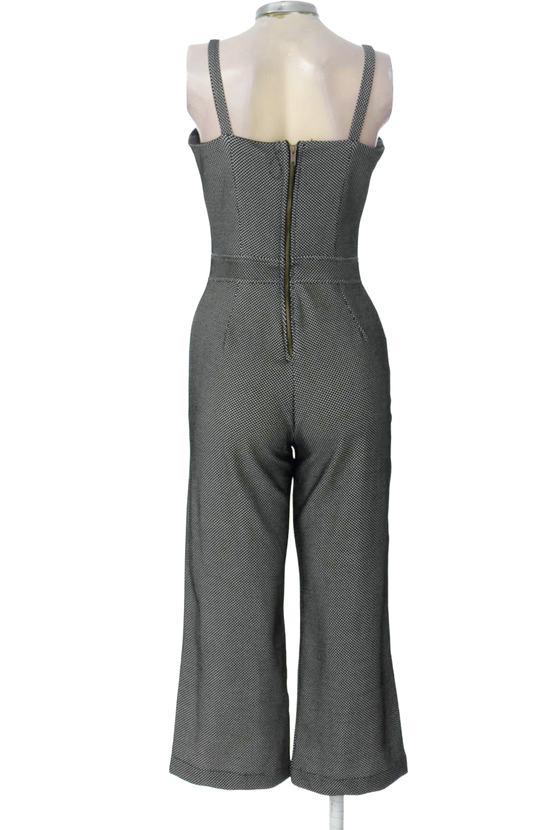 Vestido / Enterizo color Negro - Closeando