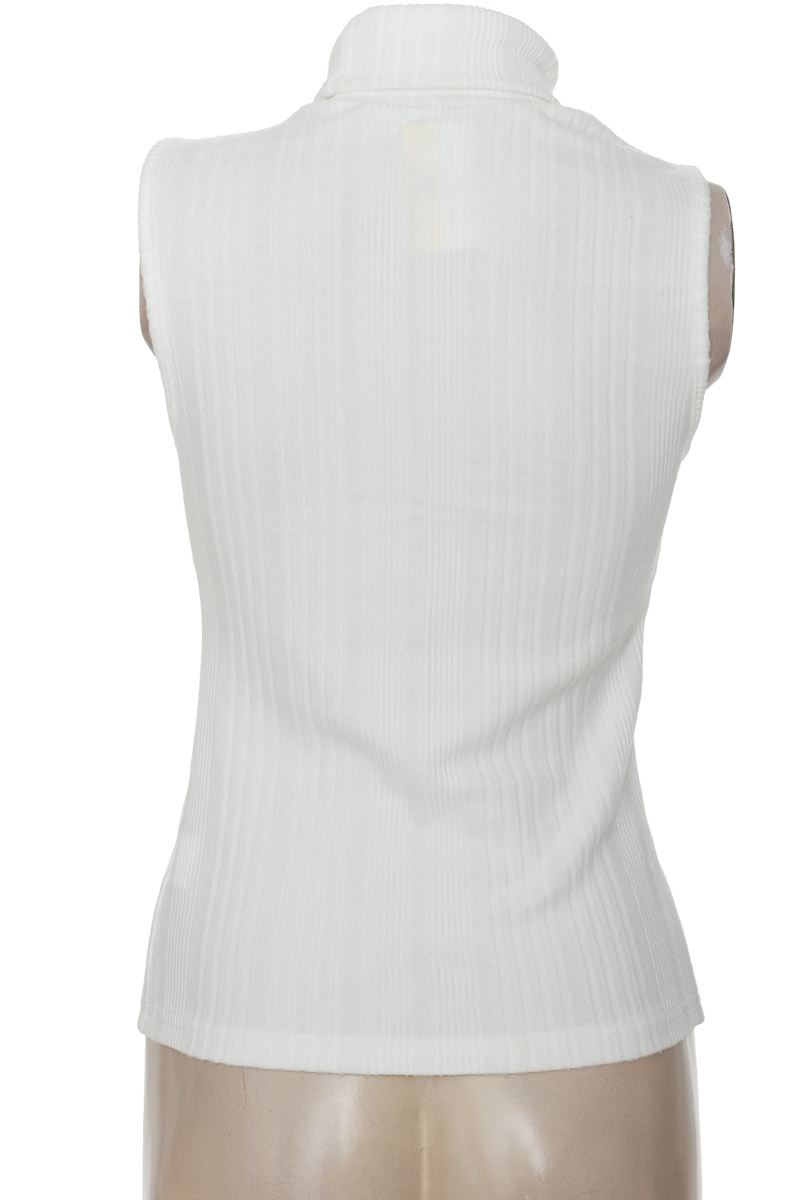Blusa color Blanco - Closeando