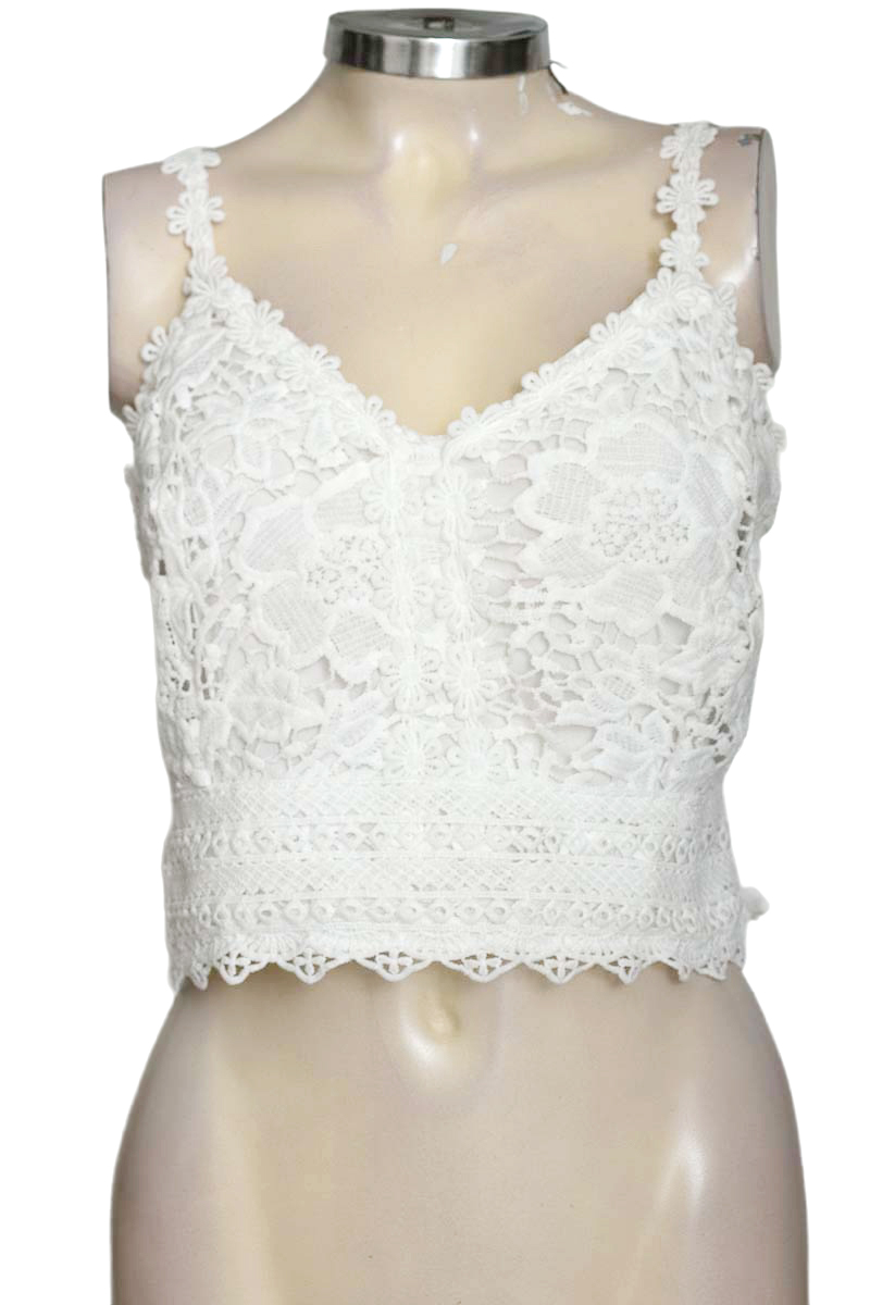 Top / Camiseta color Blanco - Closeando