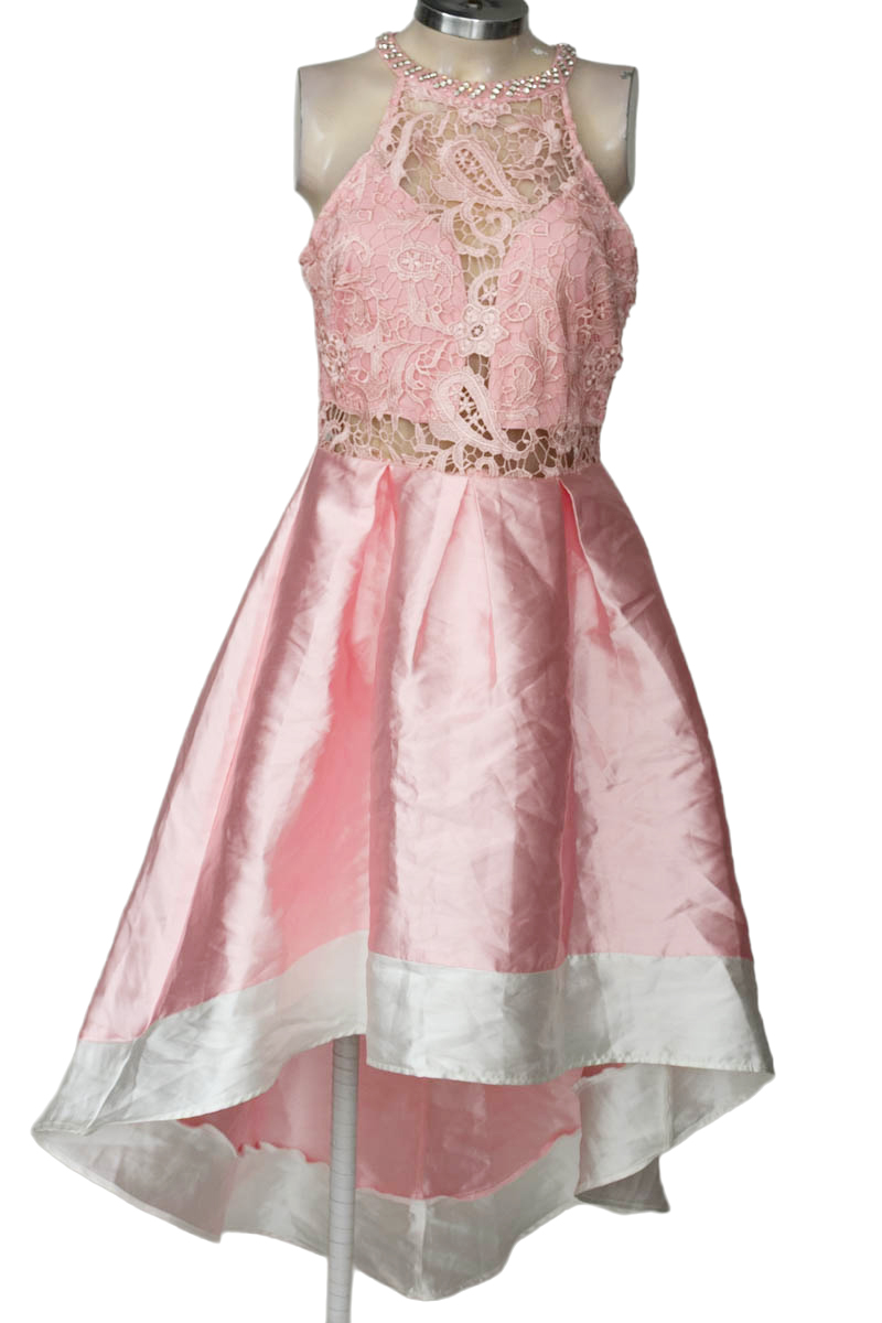 Vestido / Enterizo color Rosado - Soieblu