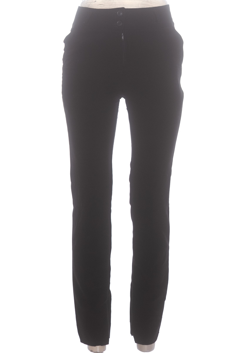 Pantalones color Negro - Closeando