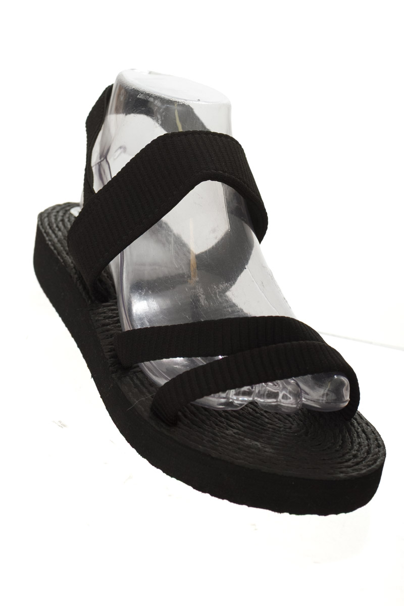 Zapatos color Negro - Closeando
