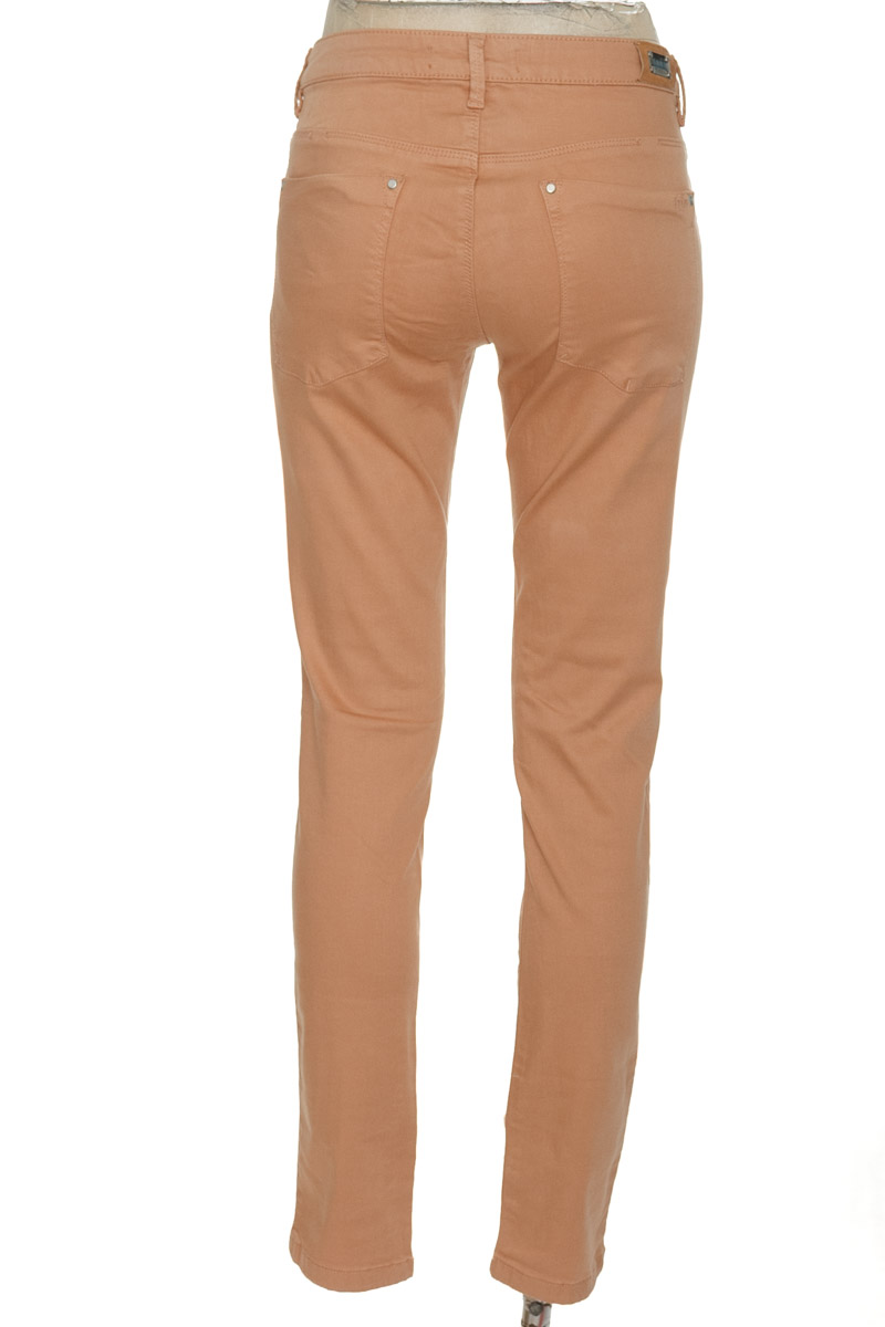 Pantalones color Beige - Zara