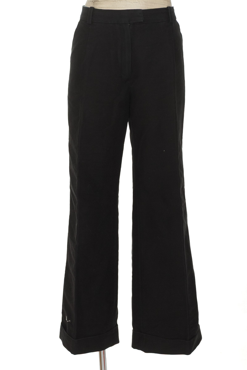 Pantalones color Negro - MNG