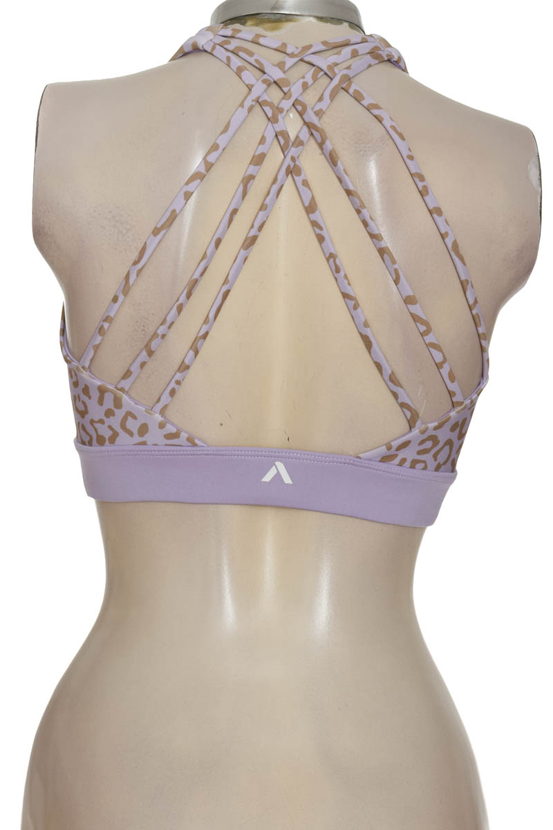 Ropa Deportiva / Salida de Baño color Morado - Closeando