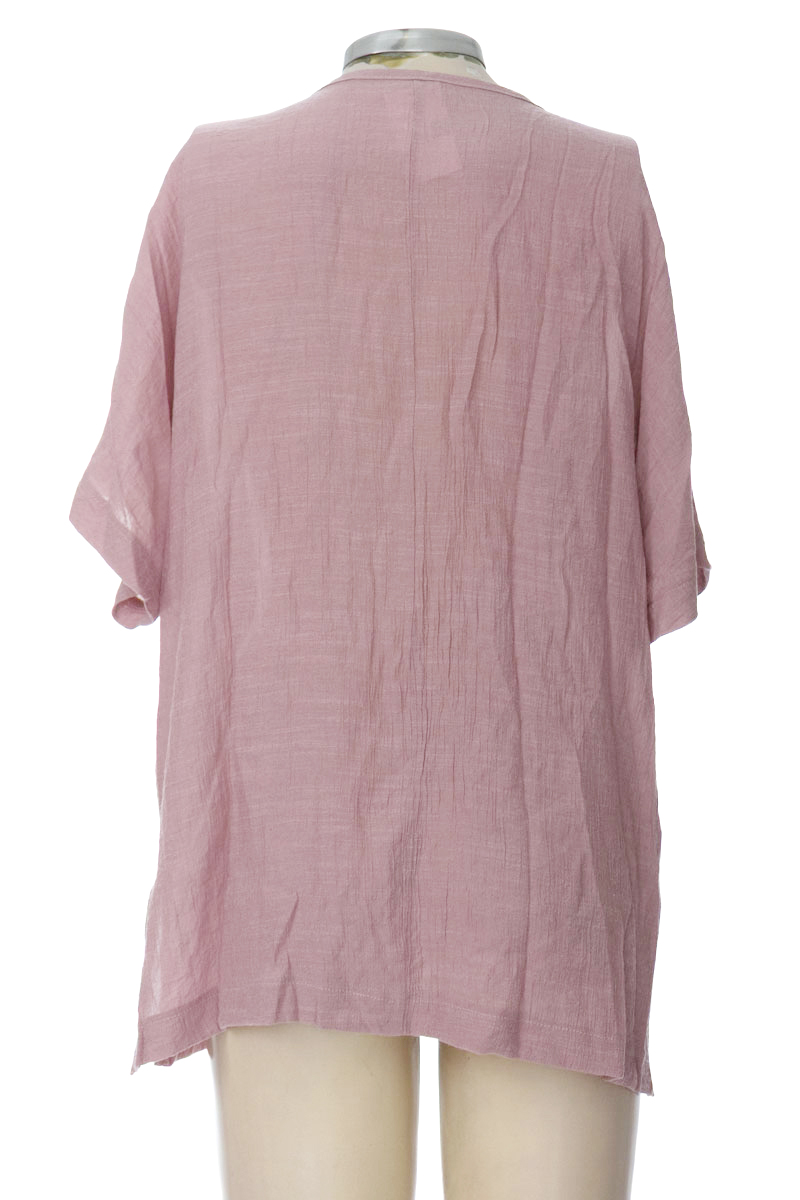 Blusa color Rosado - Closeando