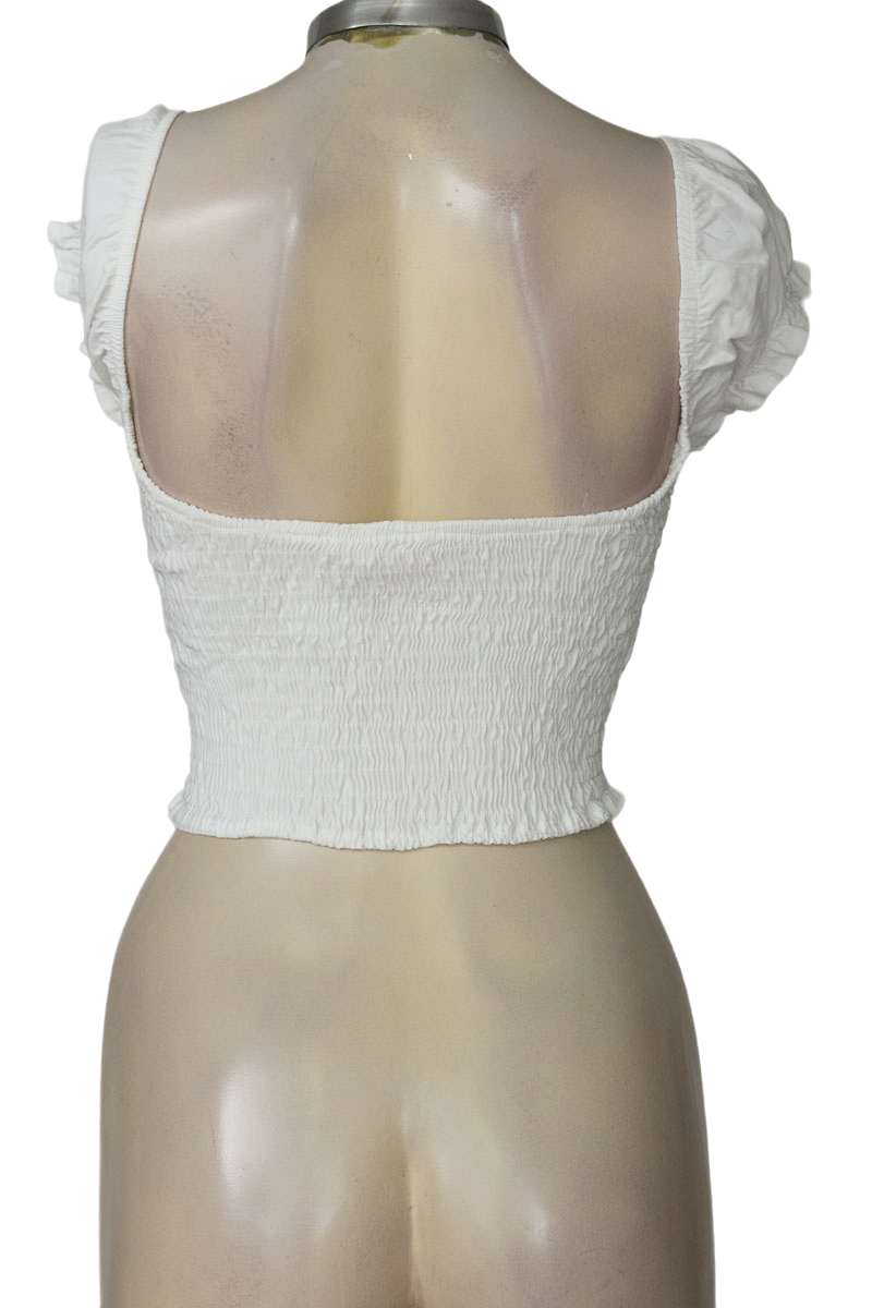 Top / Camiseta color Blanco - Closeando