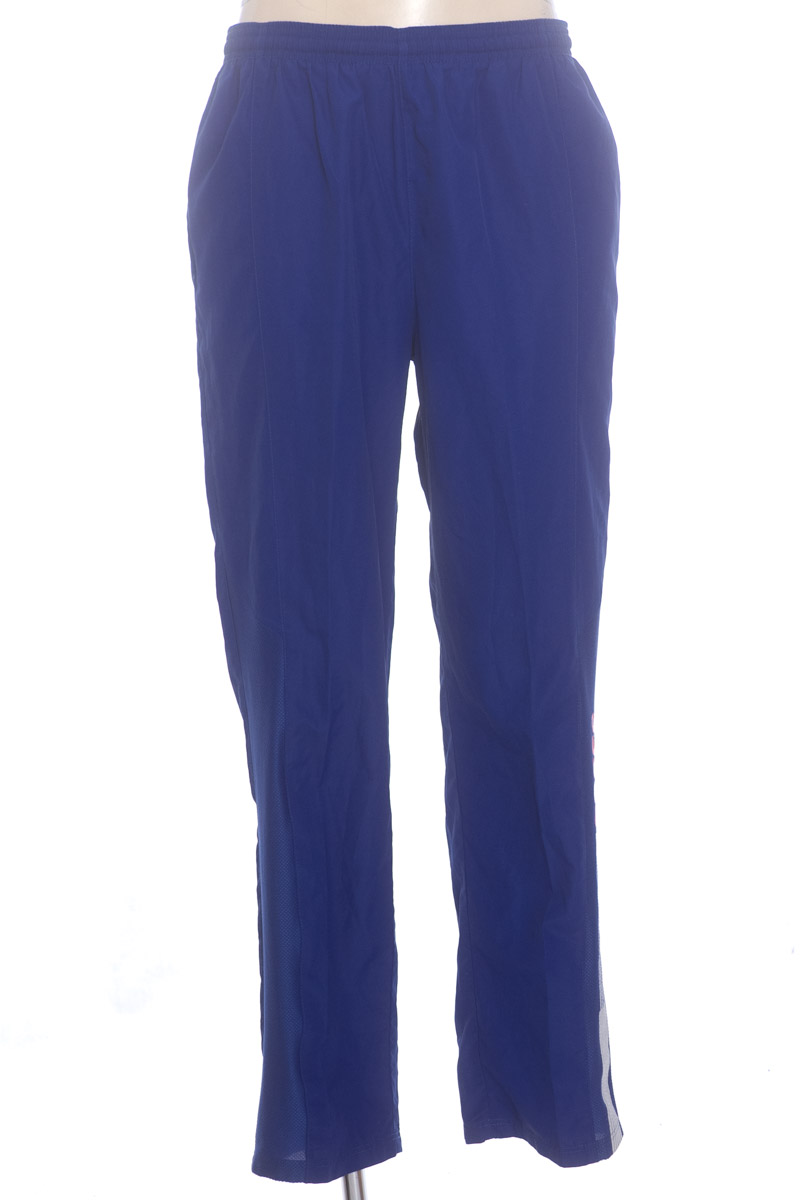 Ropa Deportiva color Azul - Closeando