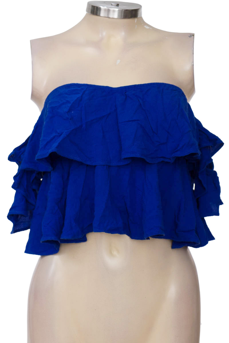 Top / Camiseta color Azul - Studio F