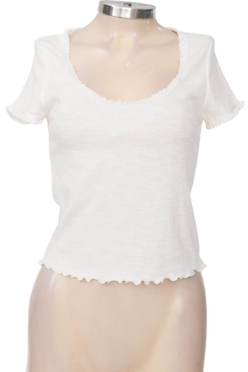 Top / Camiseta color Blanco - Divided by H&M