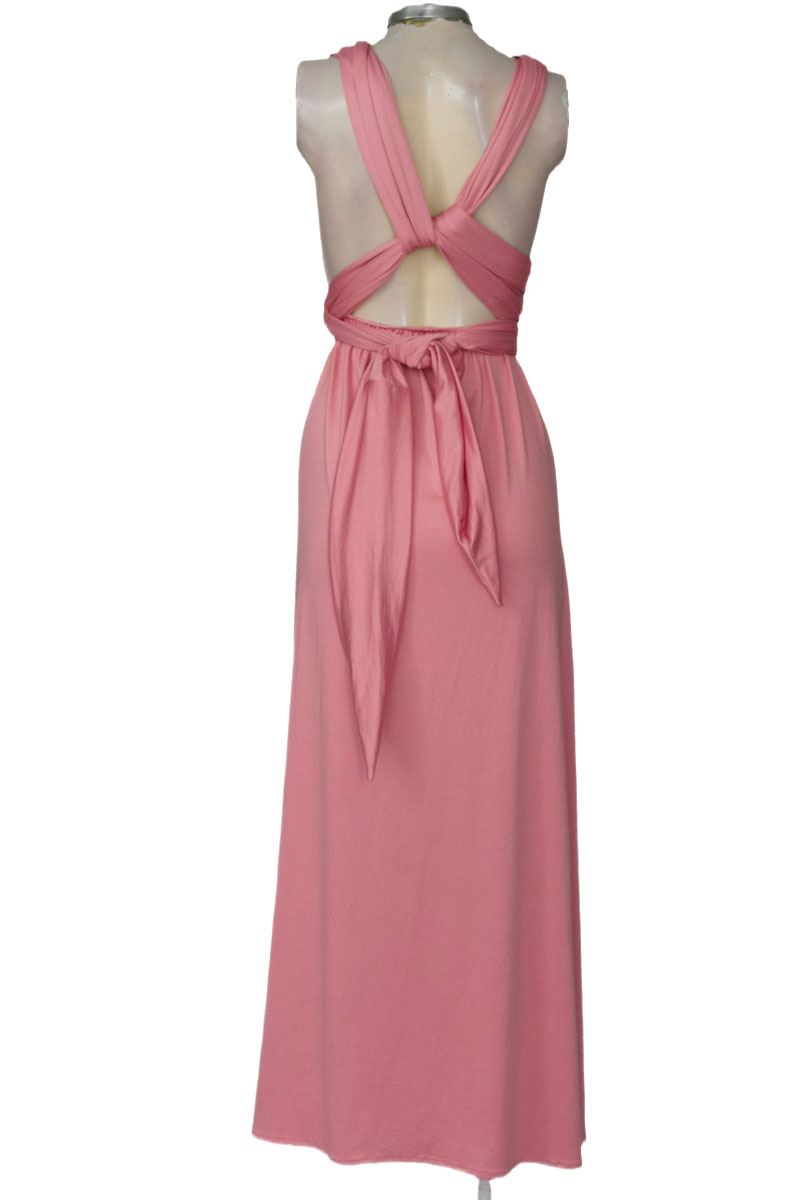 Vestido / Enterizo color Rosado - Closeando
