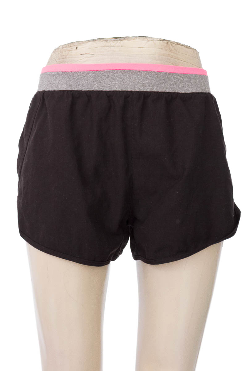 Ropa Deportiva / Salida de Baño color Negro - DECATHLON